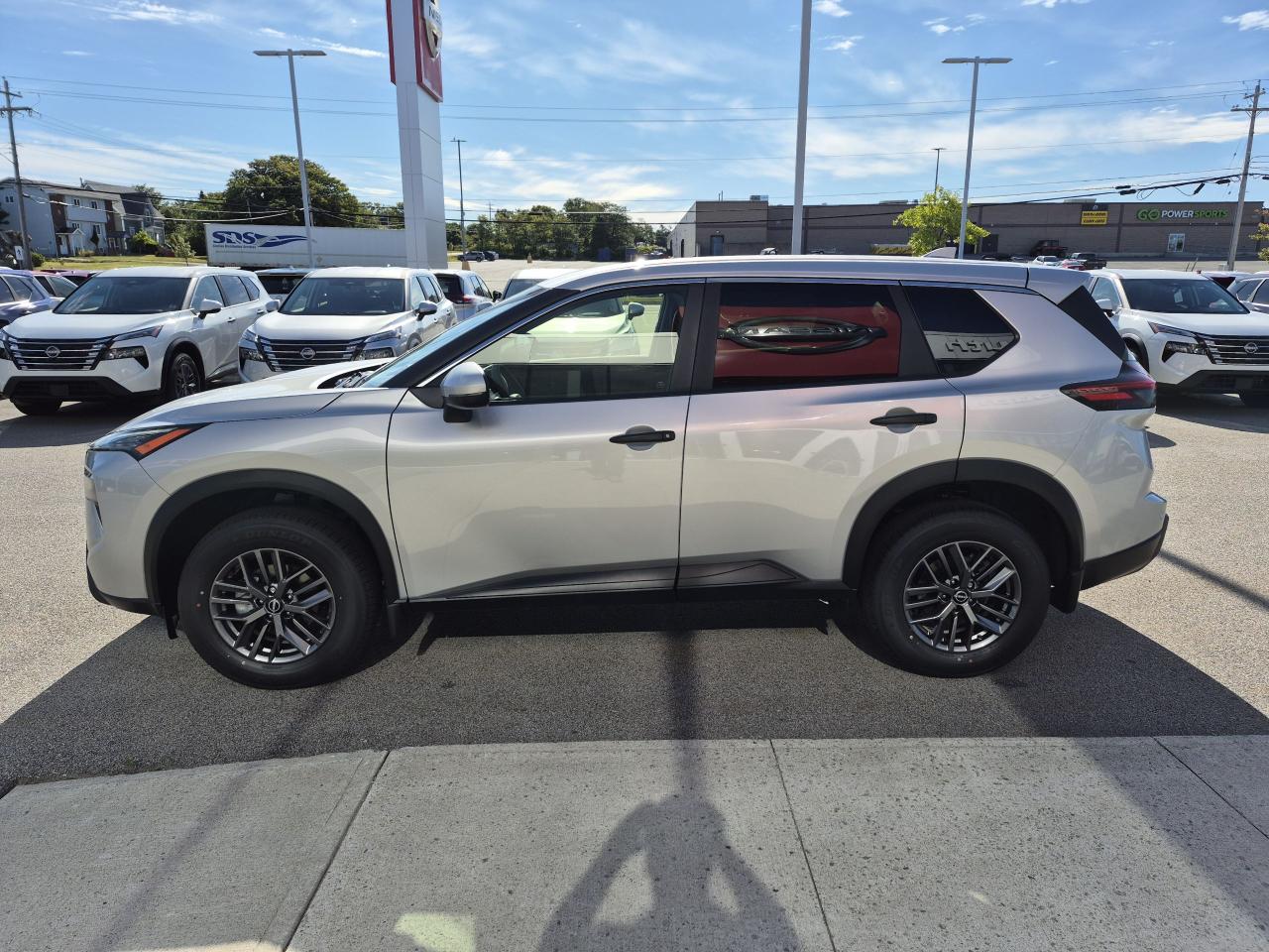2025 Nissan Rogue S Photo3