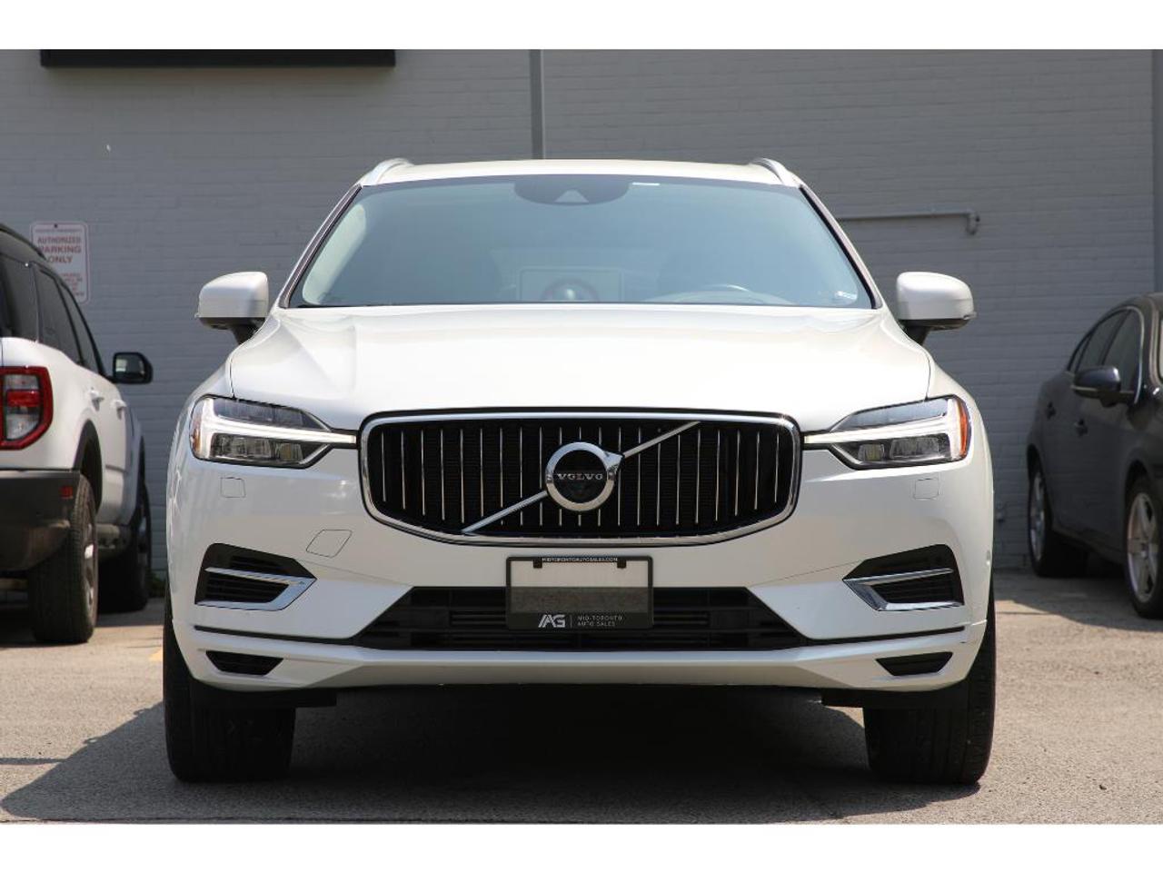 2020 Volvo XC60 T8 Inscription AWD | Turbocharged| 455 HP! Photo
