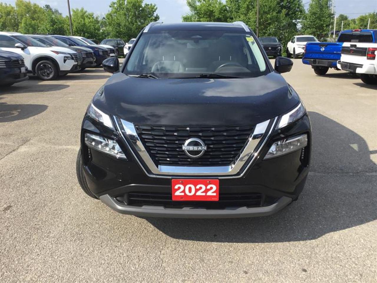 2022 Nissan Rogue SV AWD CVT (2) Photo