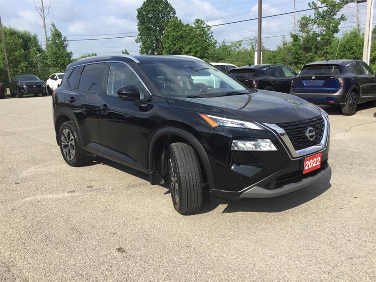 2022 Nissan Rogue SV AWD CVT (2) Photo