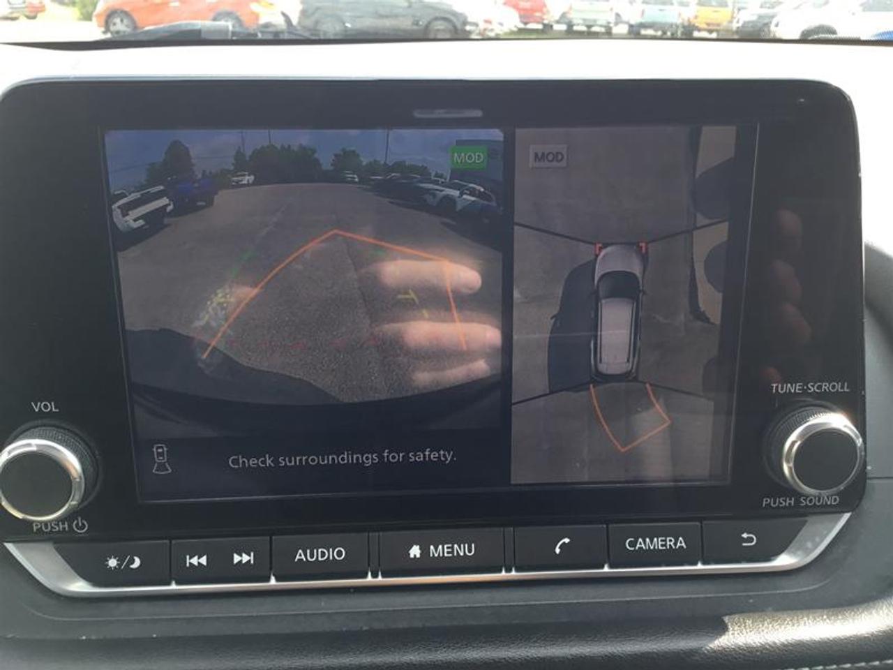 2022 Nissan Rogue SV AWD CVT (2) Photo