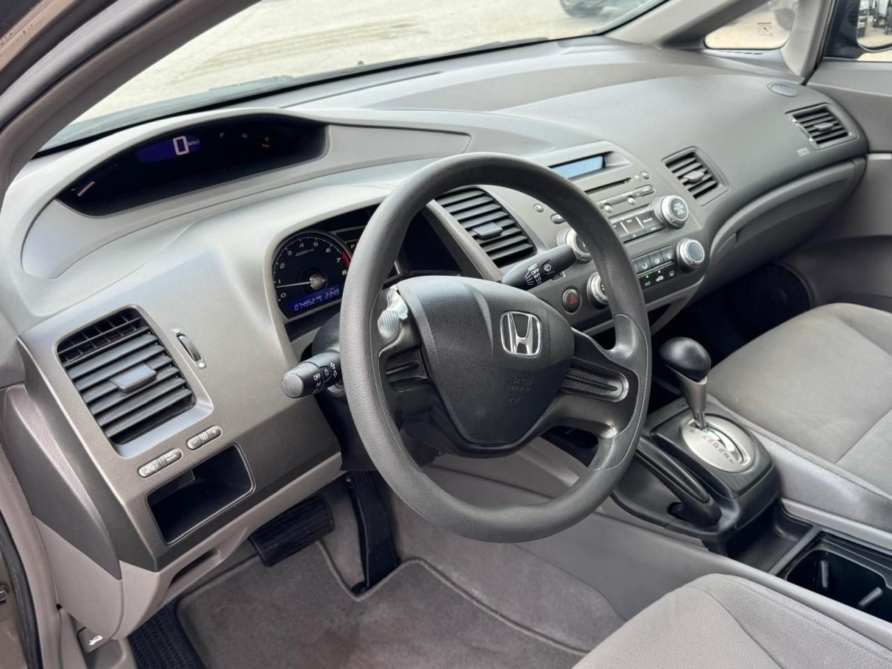 2006 Honda Civic DX-G, AUTO, SEDAN, ONLY 74,000KMS, CERTIFIED - Photo #9