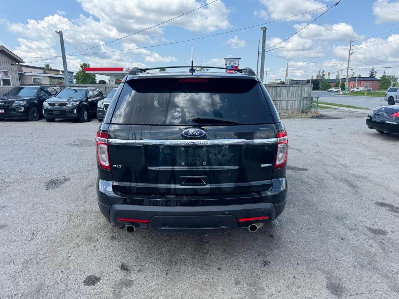 2015 Ford Explorer XLT, NAVI, LEATHER, 7 PASSENGER, 184KMS, CERTIFIED - Photo #4