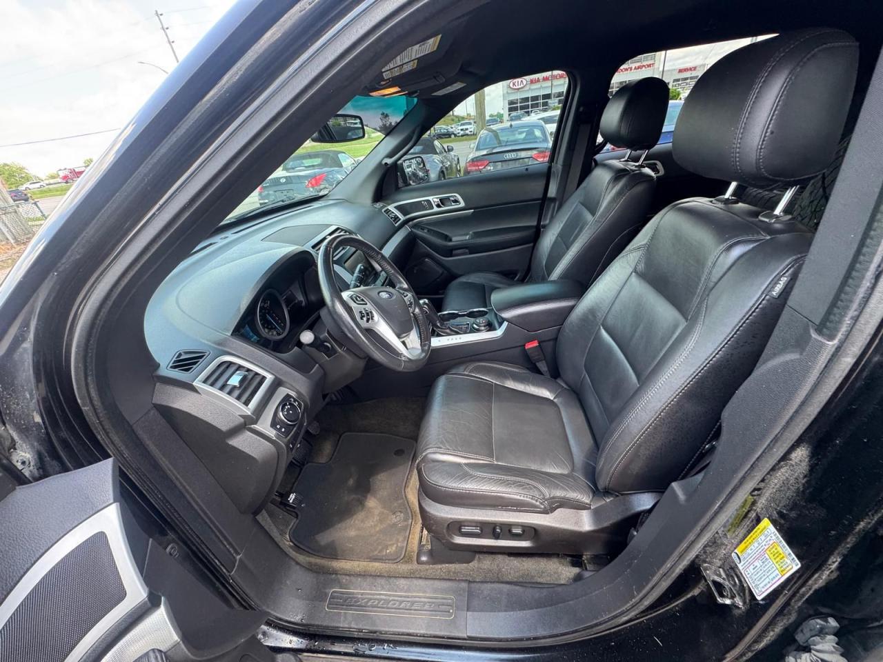 2015 Ford Explorer XLT, NAVI, LEATHER, 7 PASSENGER, 184KMS, CERTIFIED - Photo #14