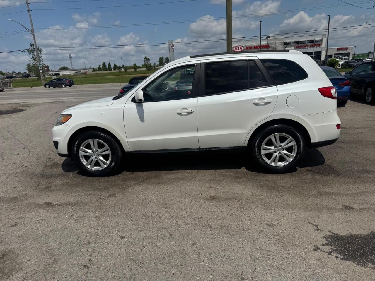 2012 Hyundai Santa Fe AS IS, GL Premium, GREAT CONDITION, RUNS GREAT - Photo #2