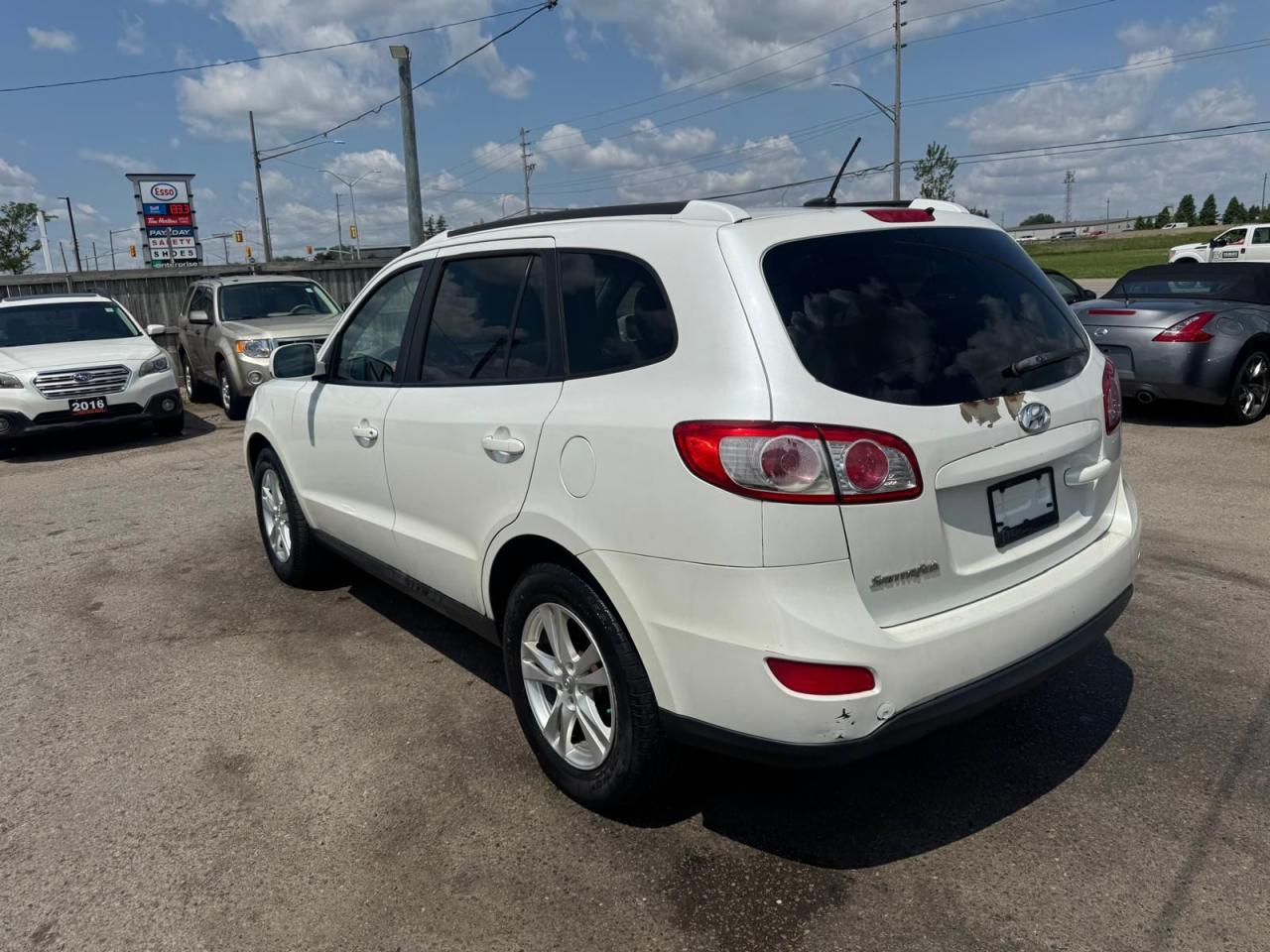 2012 Hyundai Santa Fe AS IS, GL Premium, GREAT CONDITION, RUNS GREAT - Photo #3