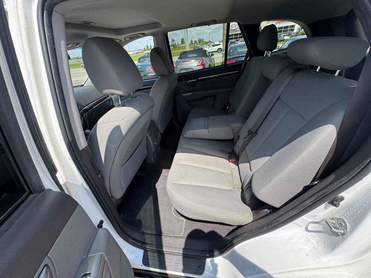 2012 Hyundai Santa Fe AS IS, GL Premium, GREAT CONDITION, RUNS GREAT - Photo #10