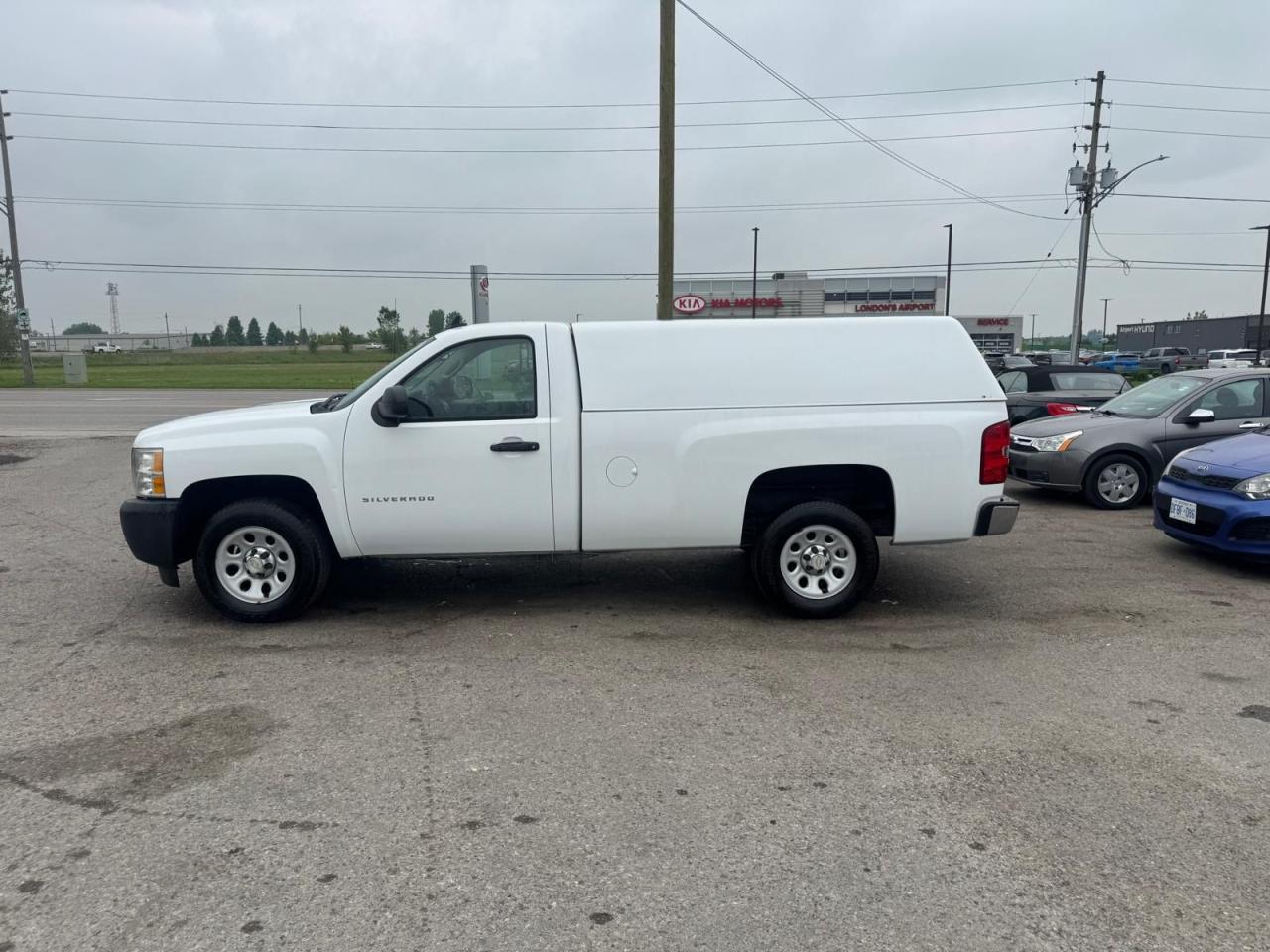 2011 Chevrolet Silverado 1500 WT, REGULAR CAB, NO ACCIDENTS, TOPPER, CERTIFIED - Photo #2