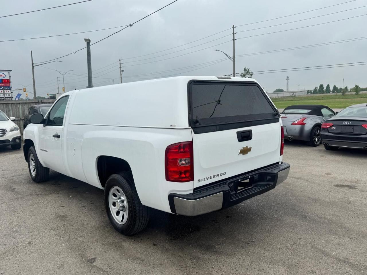2011 Chevrolet Silverado 1500 WT, REGULAR CAB, NO ACCIDENTS, TOPPER, CERTIFIED - Photo #3