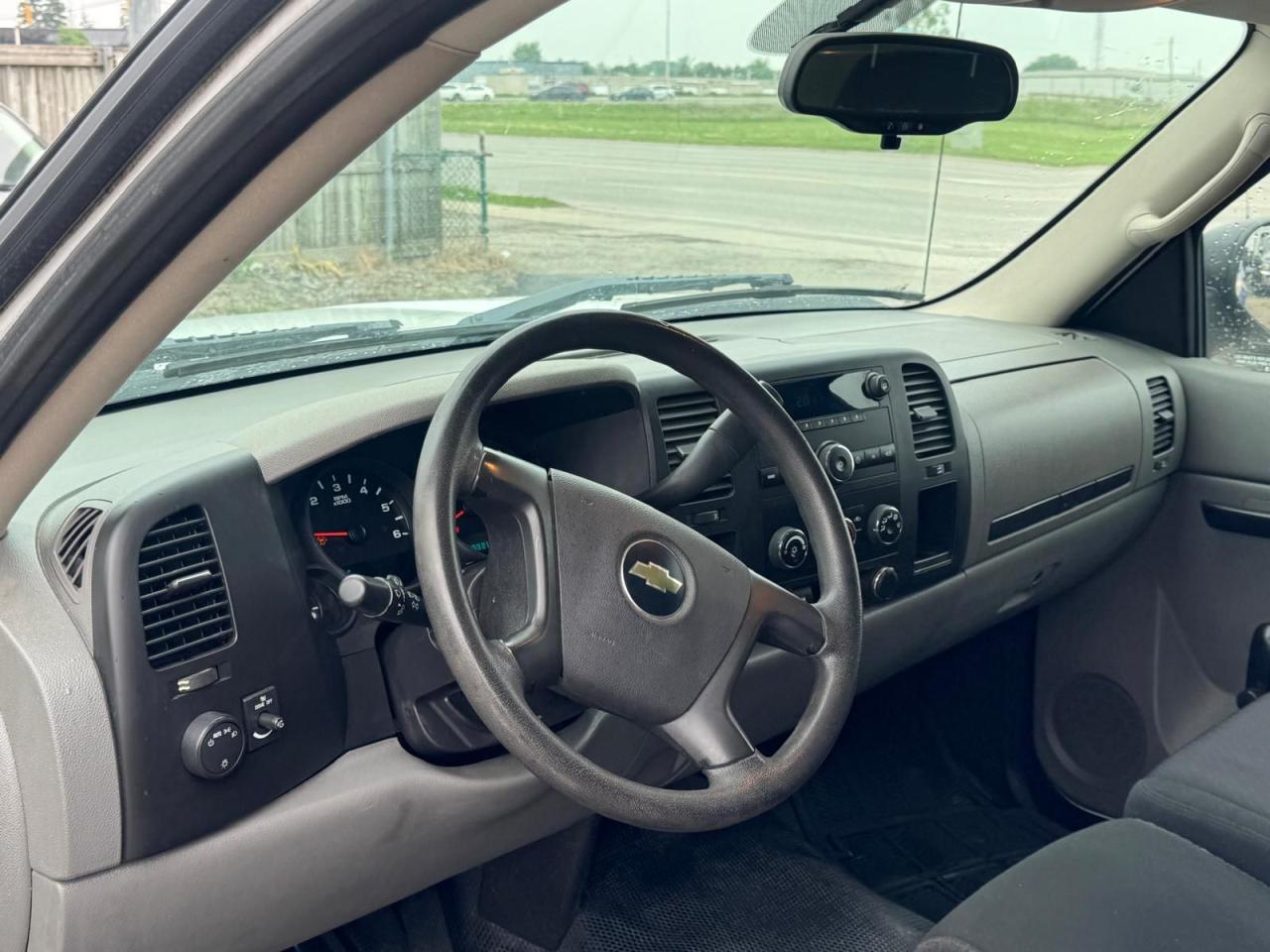 2011 Chevrolet Silverado 1500 WT, REGULAR CAB, NO ACCIDENTS, TOPPER, CERTIFIED - Photo #9