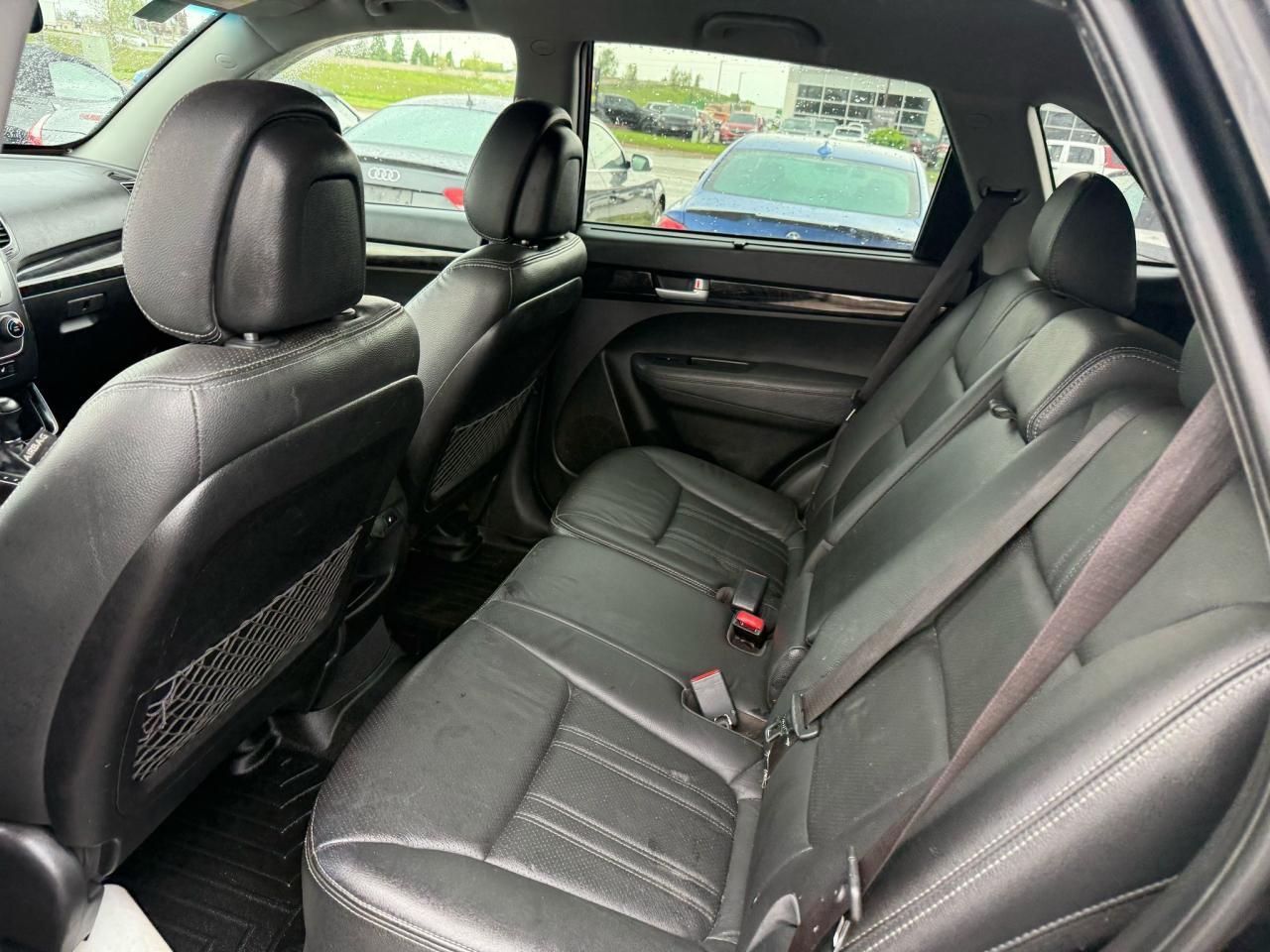 2015 Kia Sorento AWD, LEATHER, LOADED, 4 CYL, CERTIFIED - Photo #10