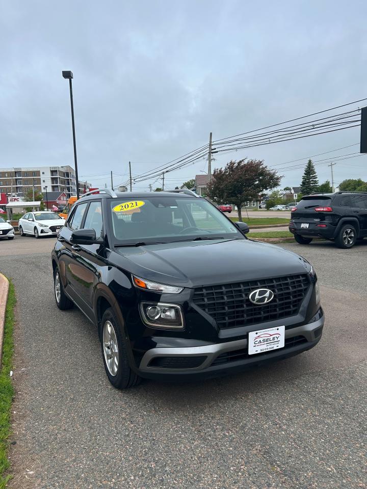 2021 Hyundai Venue PREFERRED - Photo #3