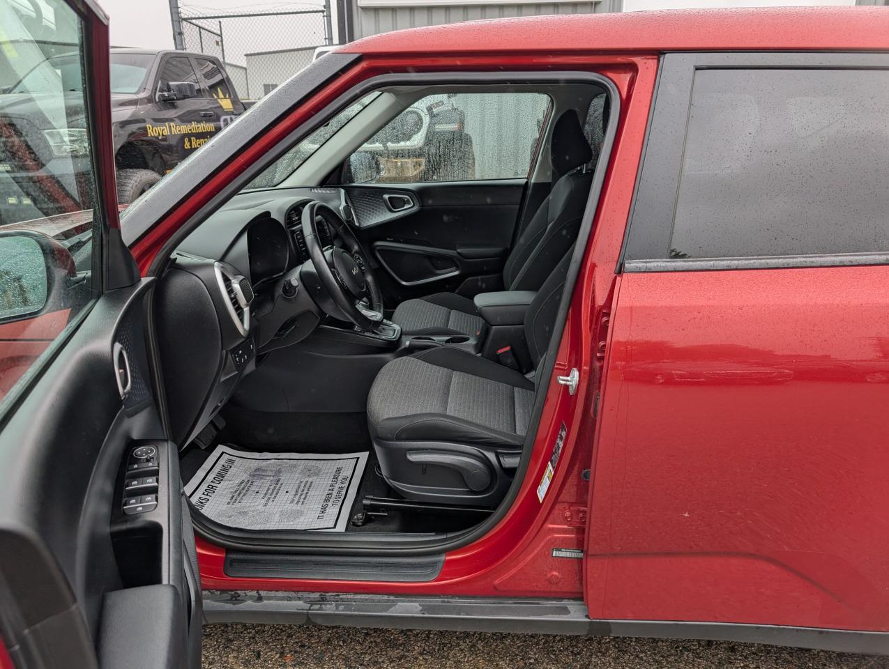 2022 Kia Soul EX - Photo #12
