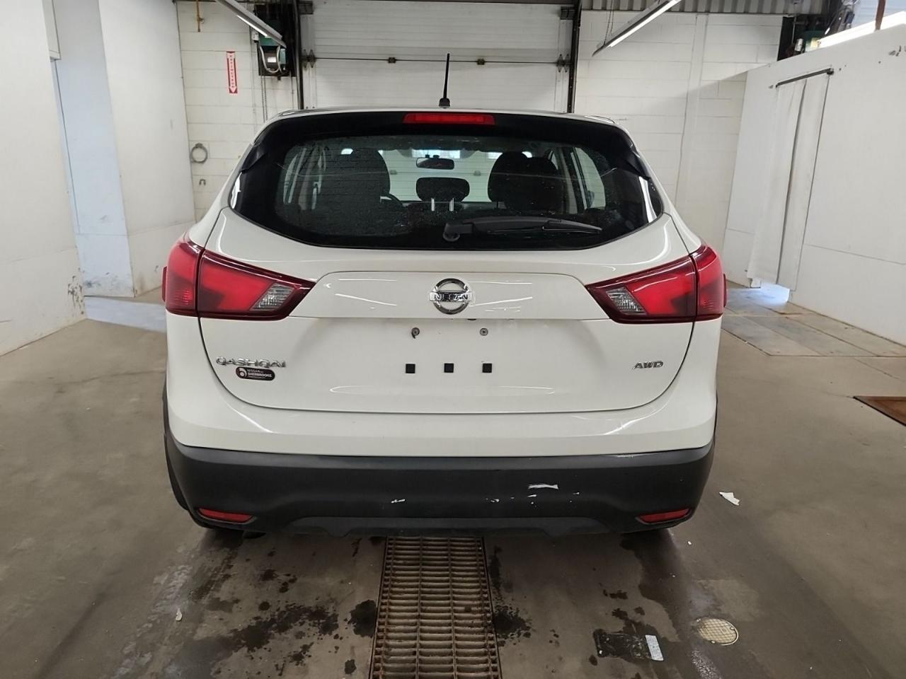 2017 Nissan Qashqai S Photo