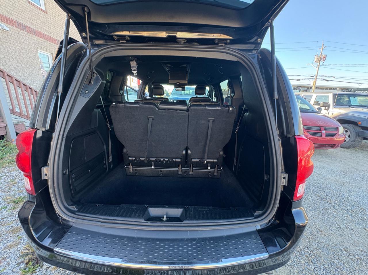 2017 Dodge Grand Caravan 4dr Wgn GT with Safety and Warranty Photo