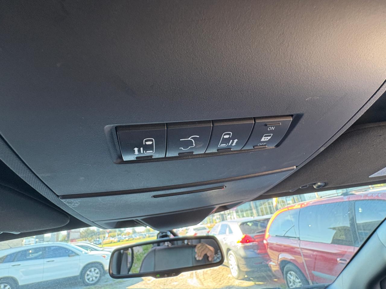 2017 Dodge Grand Caravan 4dr Wgn GT with Safety and Warranty Photo