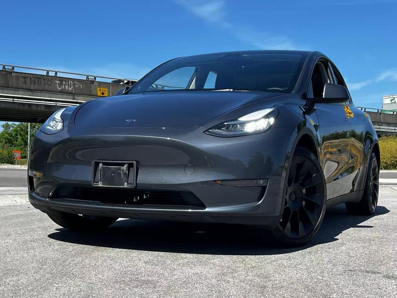 Used 2021 Tesla Model Y Long Range AWD/ NO ACCIDENT/ BC LOCAL/ ONE OWNER for sale in Richmond, BC