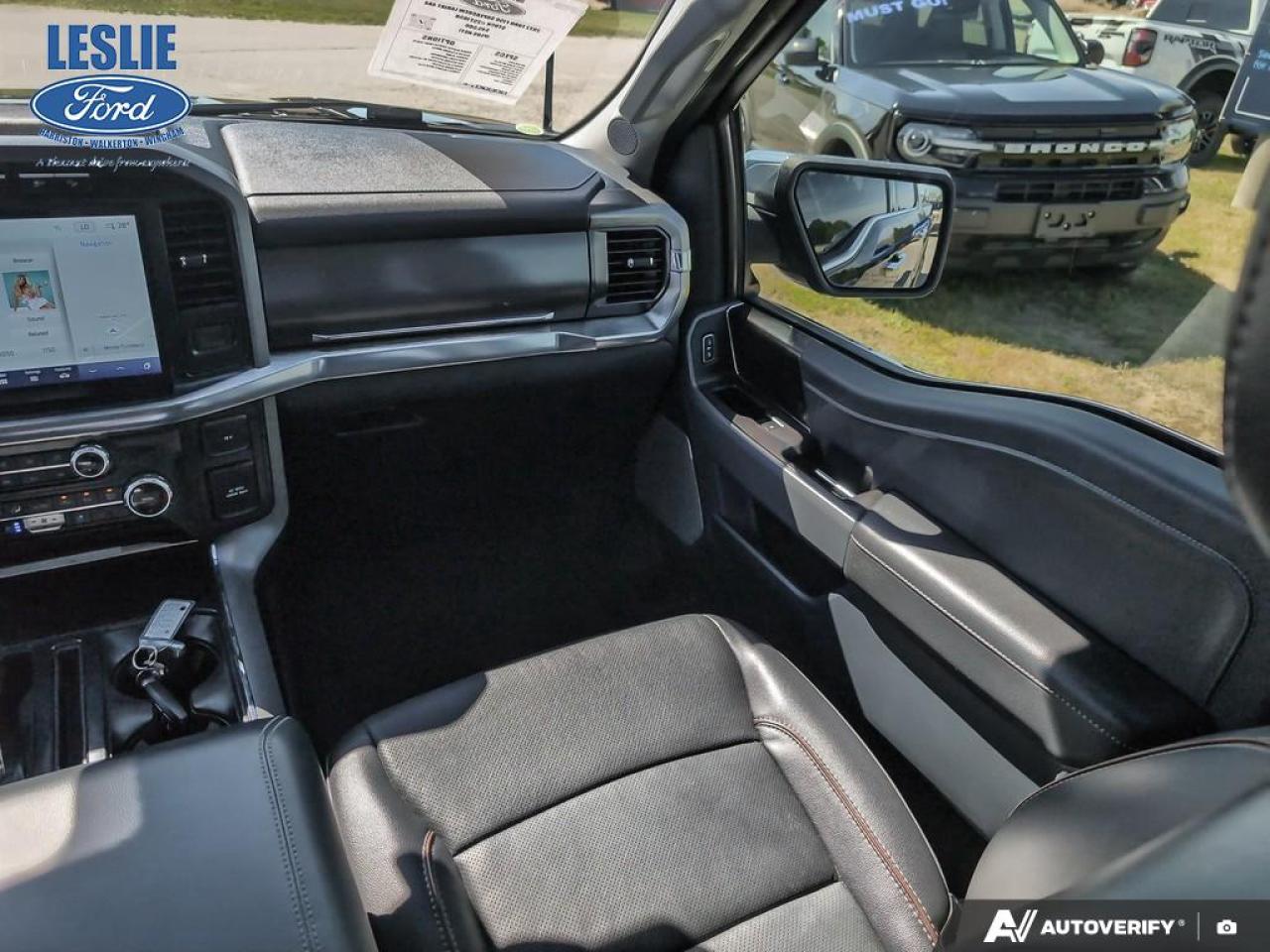 2022 Ford F-150 Lariat 4WD SuperCrew 5.5' Box Photo