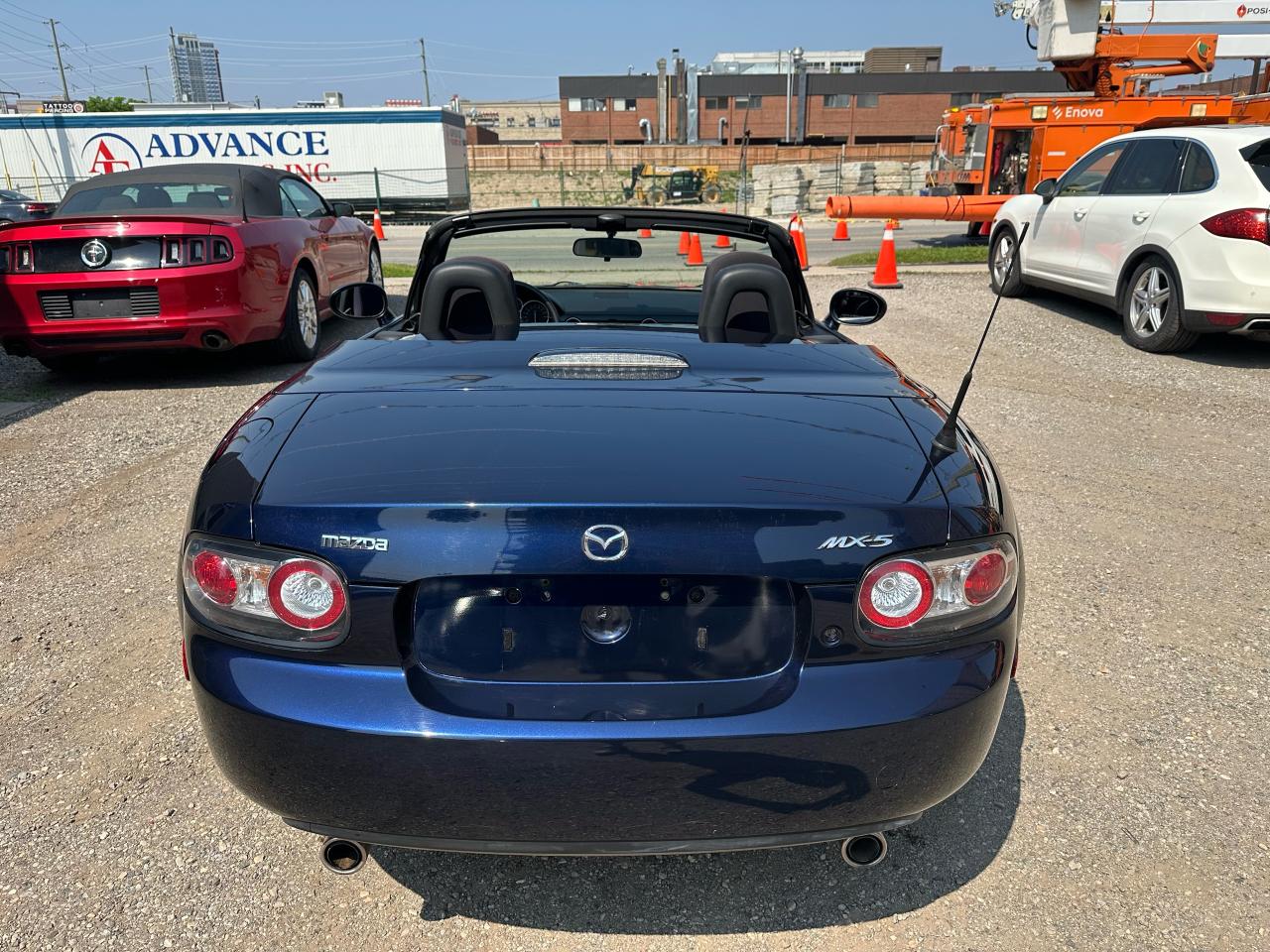2008 Mazda Miata MX-5 2dr Conv Man - Photo #4