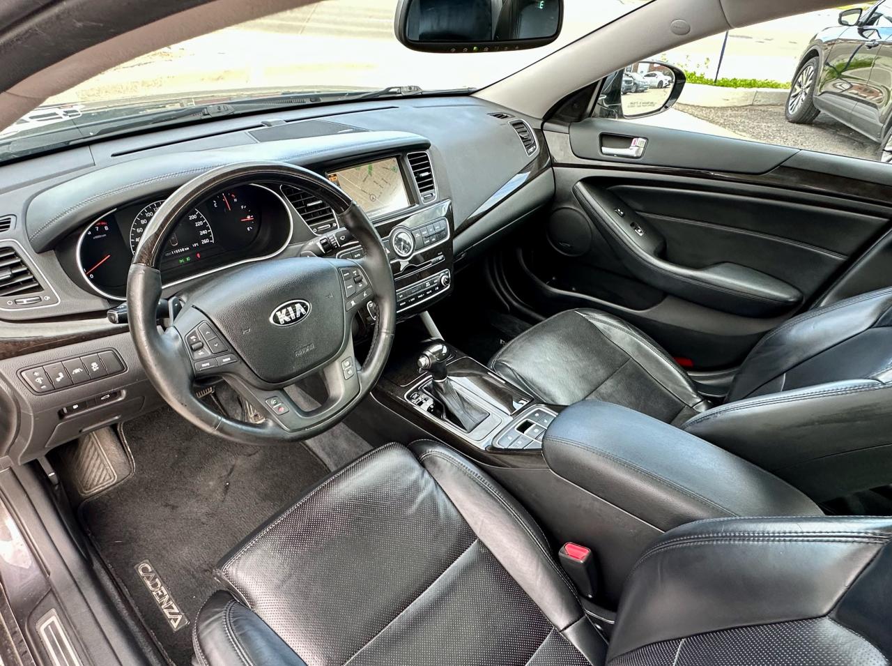 2014 Kia CADENZA Premium - Photo #11