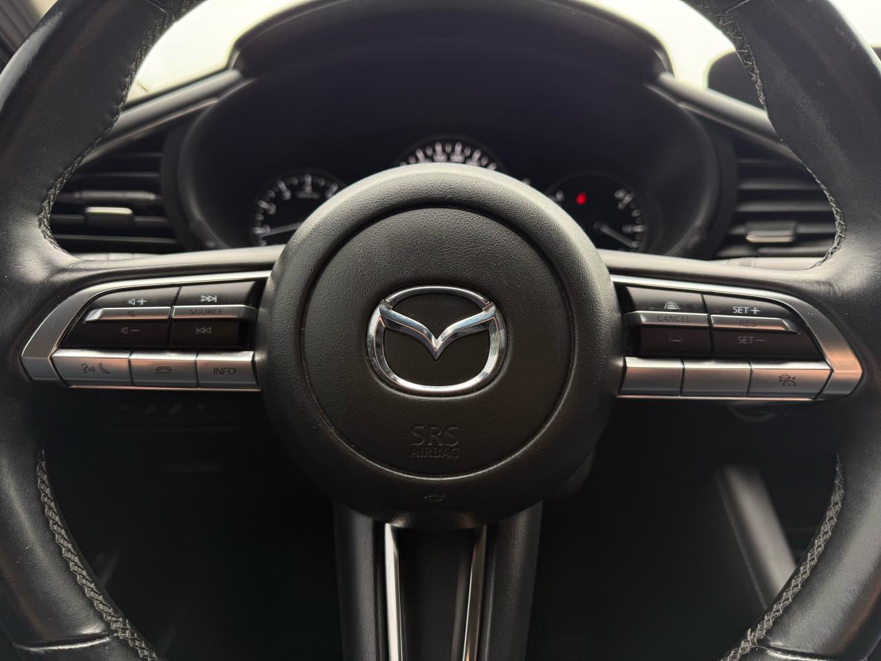 2019 Mazda MAZDA3 GS | Backup Camera | Heated Seats | Sunroof - Photo #16