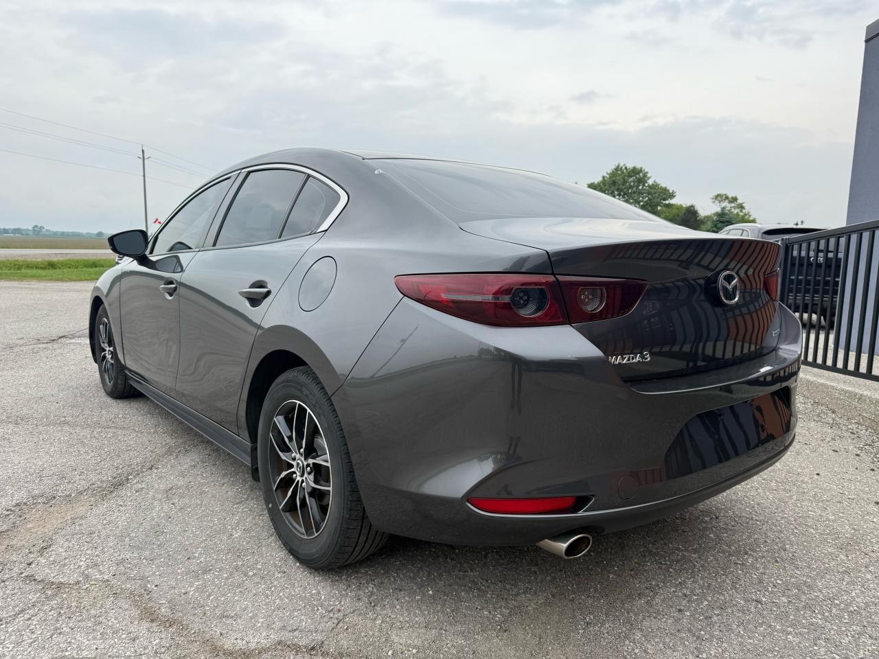 2019 Mazda MAZDA3 GS | Backup Camera | Heated Seats | Sunroof - Photo #3