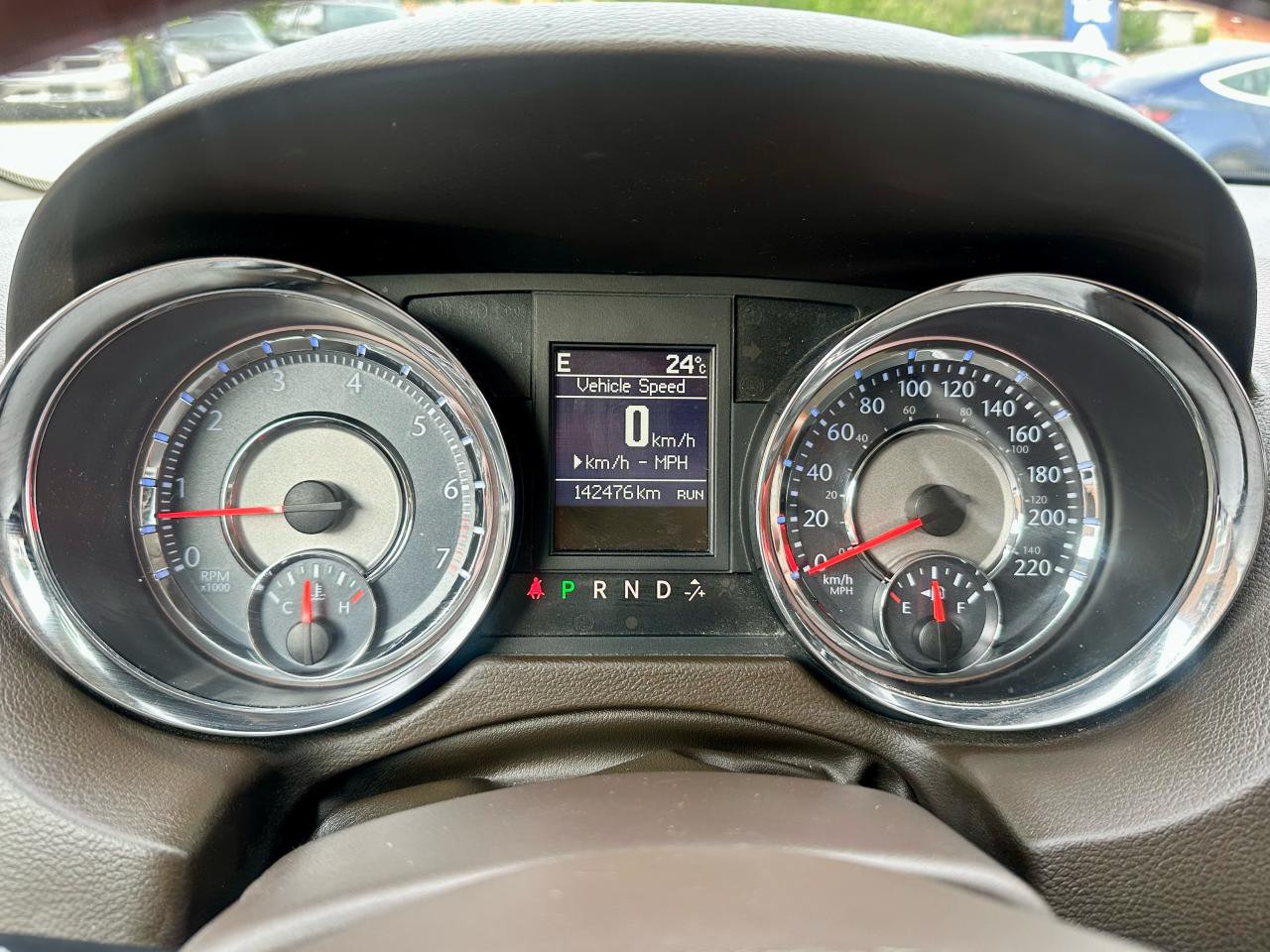 2014 Chrysler Town & Country Limited - Photo #16