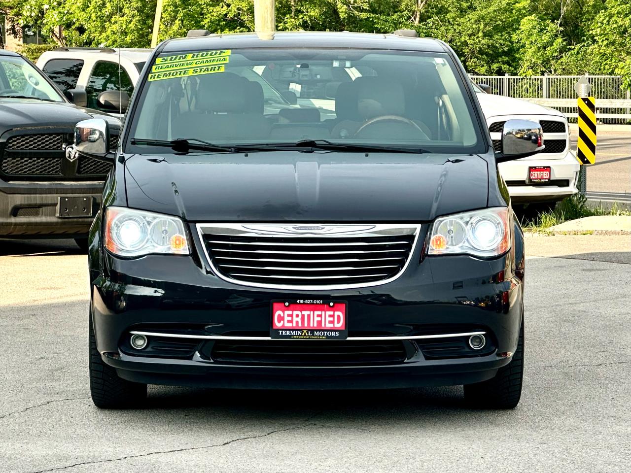 2014 Chrysler Town & Country Limited - Photo #35