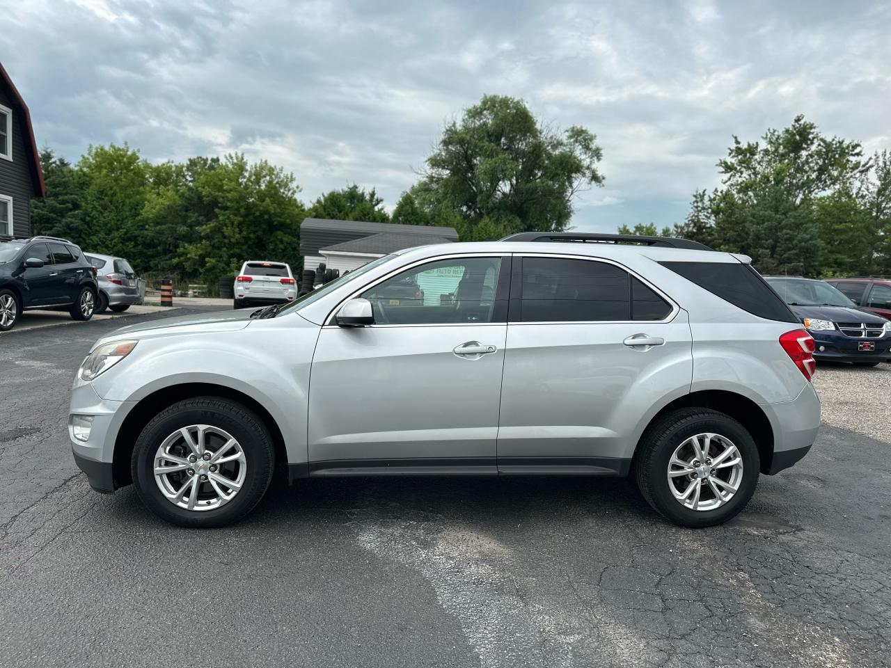 2017 Chevrolet Equinox LT One Owner/No Accidents Photo6