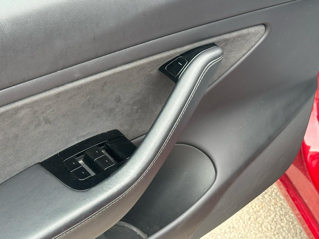 2019 Tesla Model 3 Performance - Photo #10