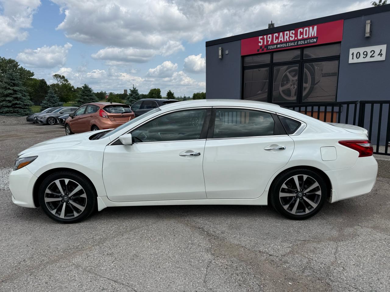 2016 Nissan Altima 2.5 S | Backup Camera | Heated Seats | Bluetooth - Photo #2