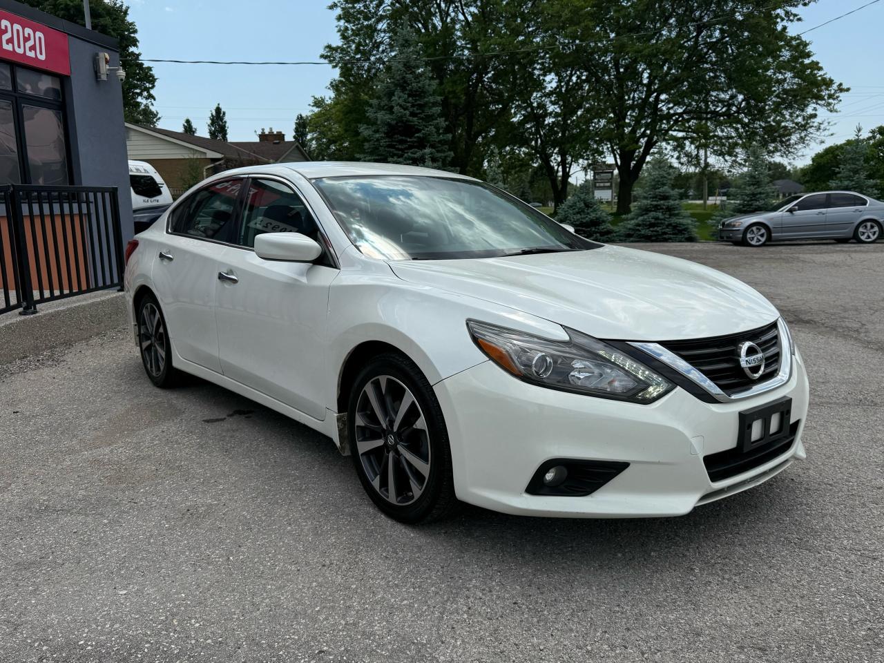 2016 Nissan Altima 2.5 S | Backup Camera | Heated Seats | Bluetooth - Photo #7