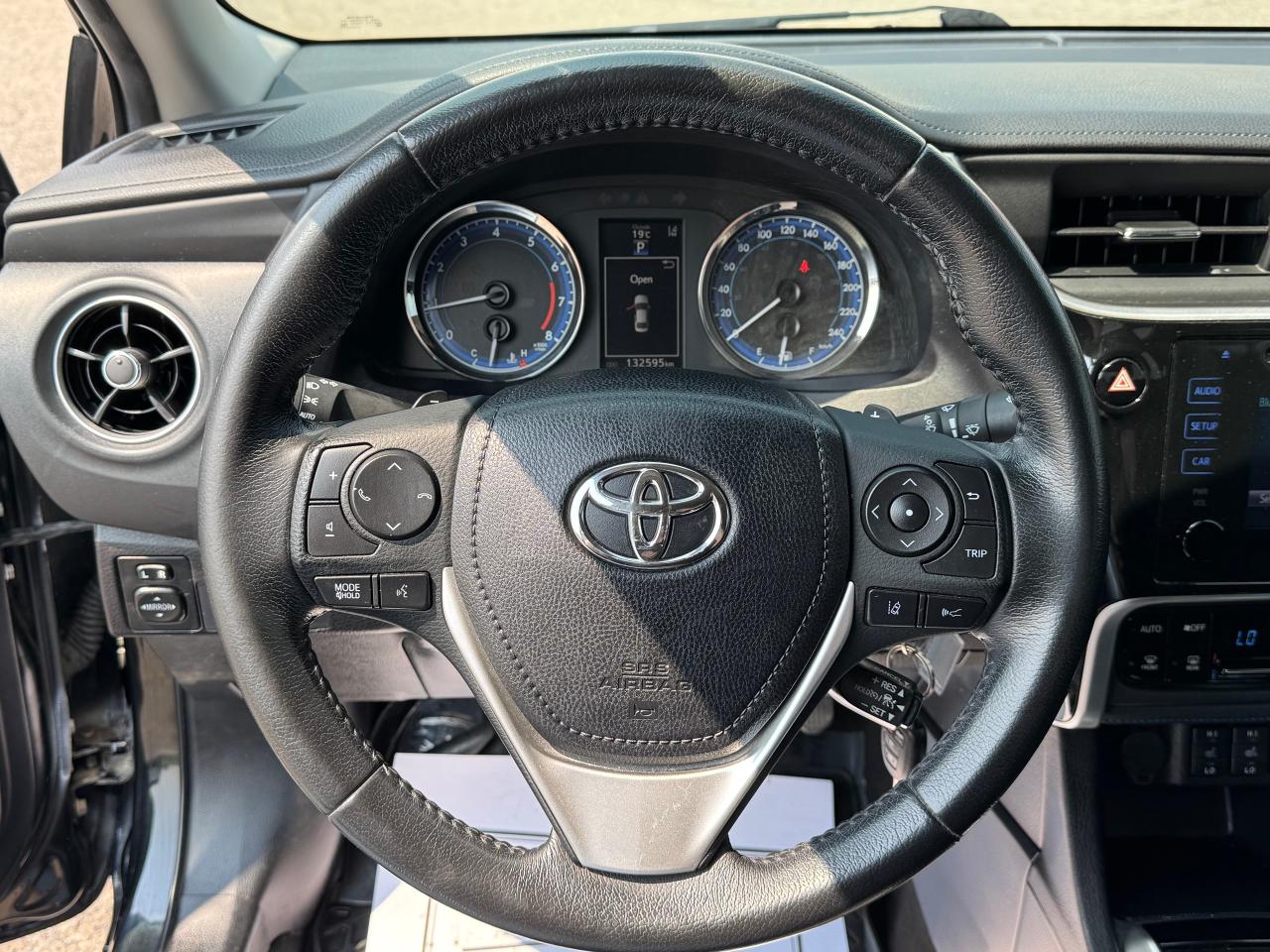 2019 Toyota Corolla SE - Photo #19