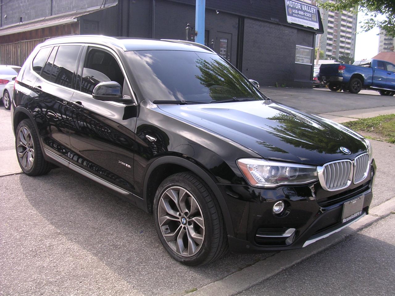 2016 BMW X3 xDrive28i - Photo #2