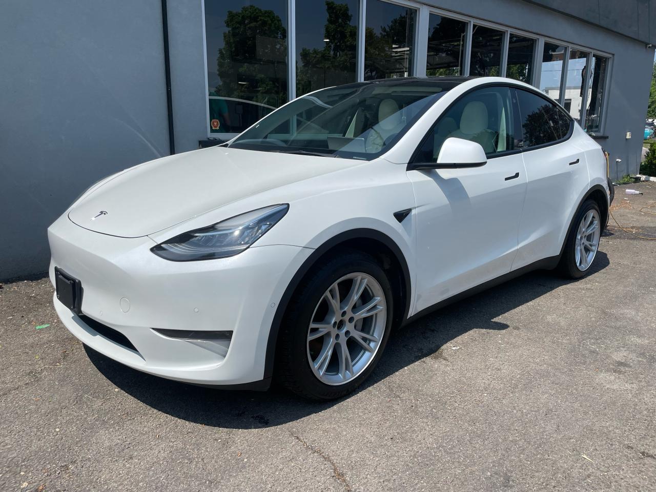 Used 2022 Tesla Model Y LONG RANGE for sale in Burlington, ON