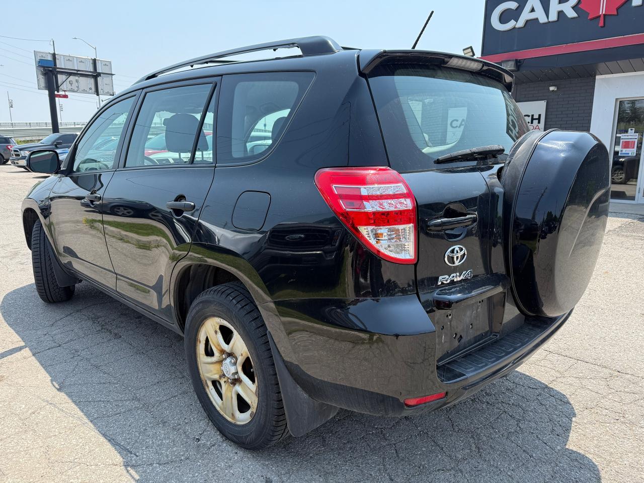 2011 Toyota RAV4 4WD / AUTO / AC / YOU SAFETY YOU SAVE - Photo #2