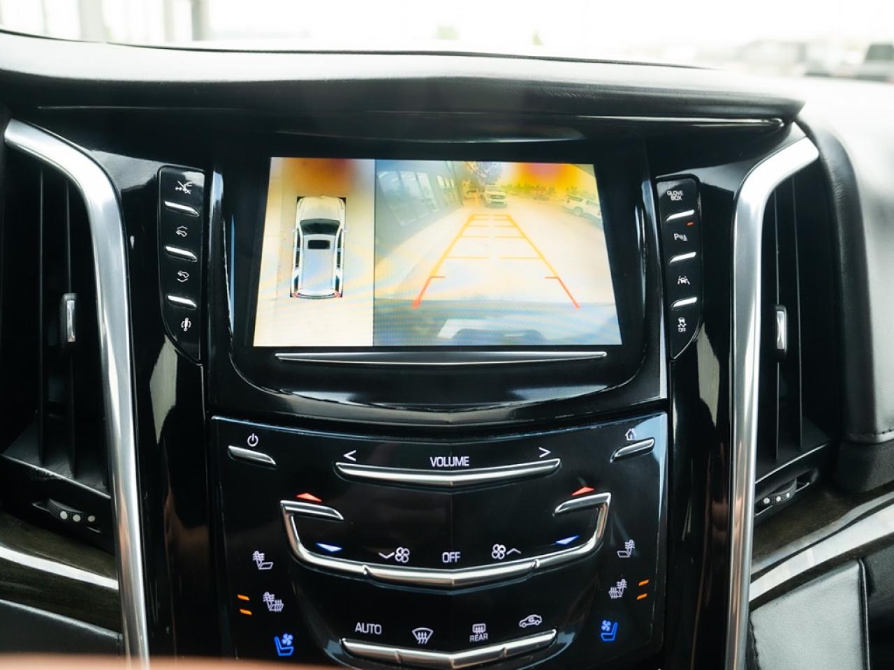 2016 Cadillac Escalade Platinum Photo9