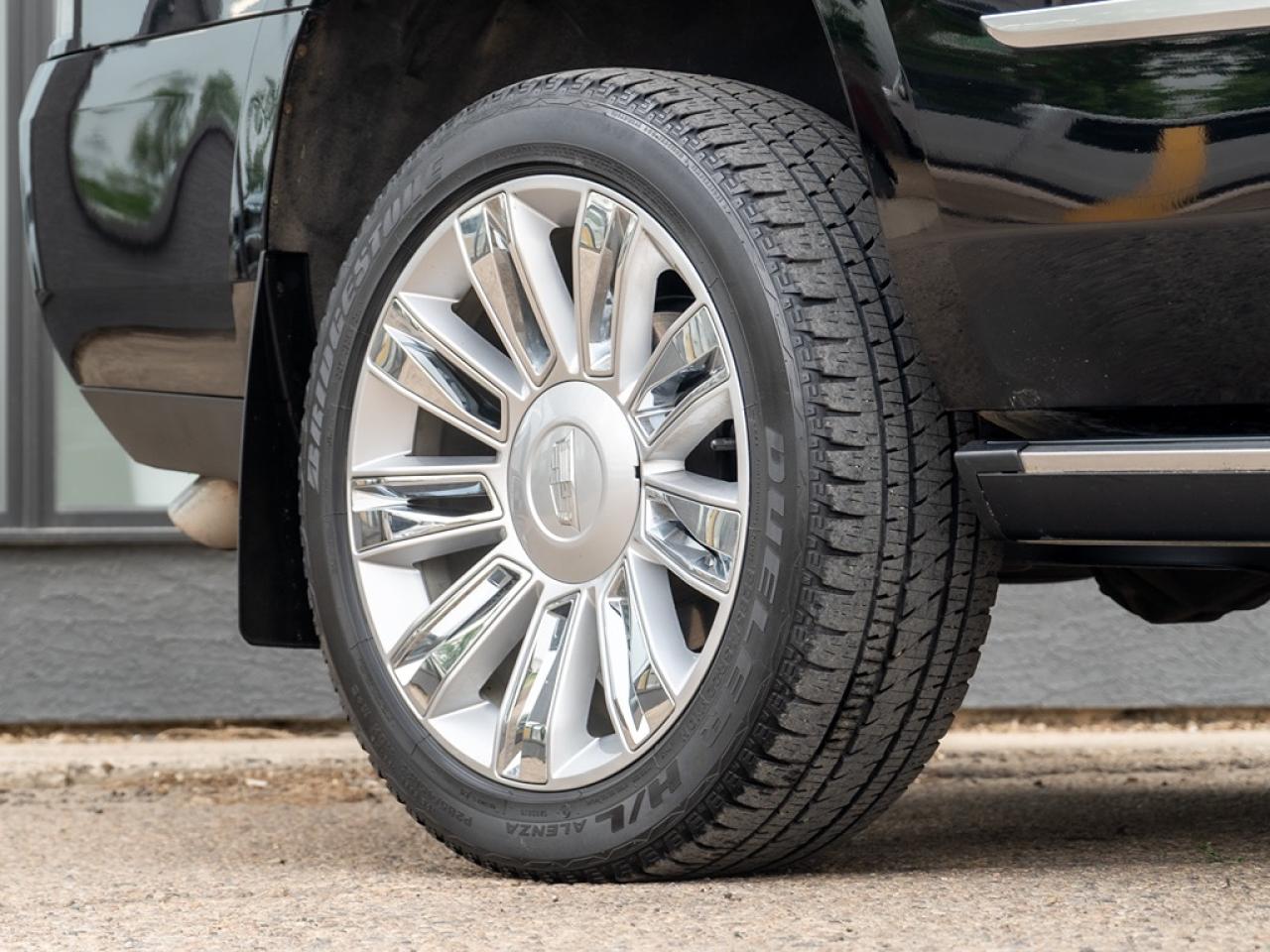 2016 Cadillac Escalade Platinum Photo26