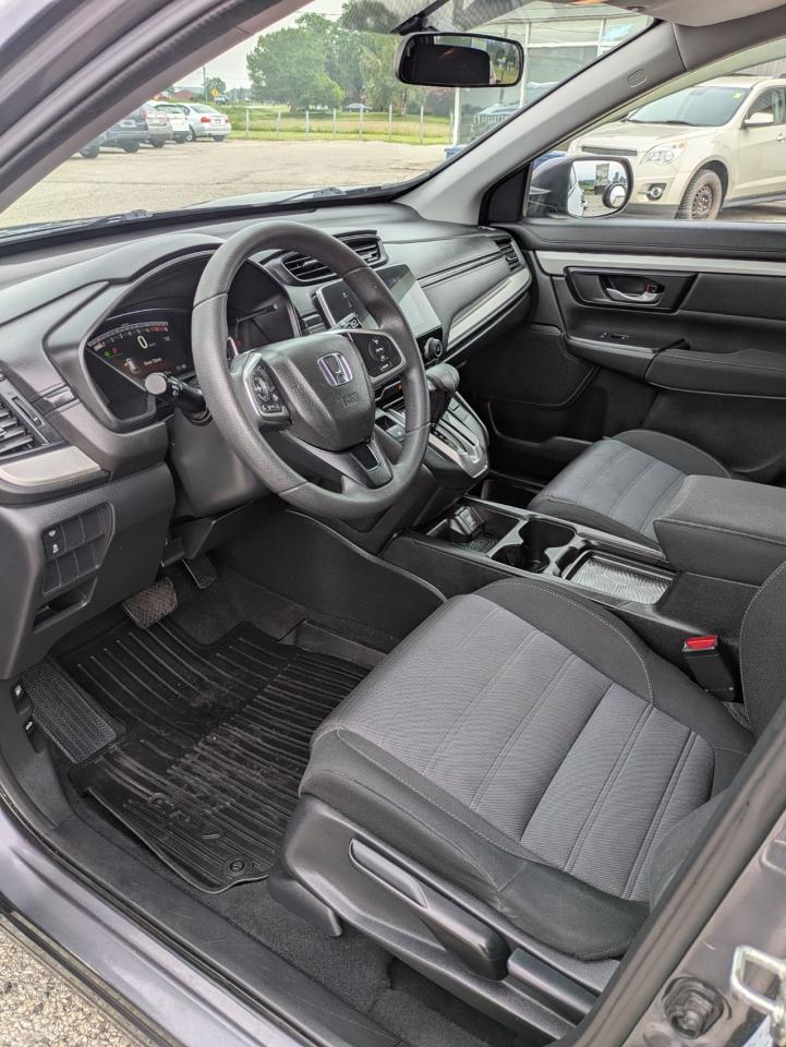 2017 Honda CR-V LX - Photo #10