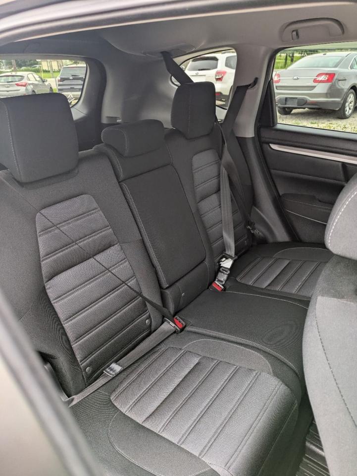 2017 Honda CR-V LX - Photo #18
