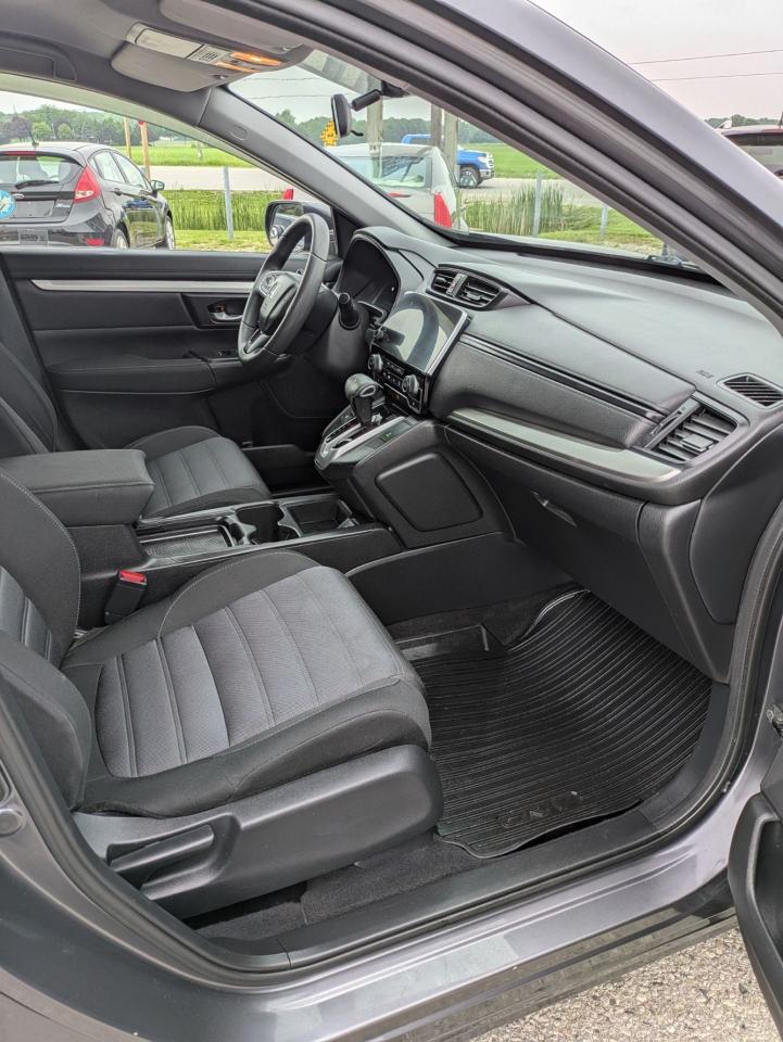 2017 Honda CR-V LX - Photo #20