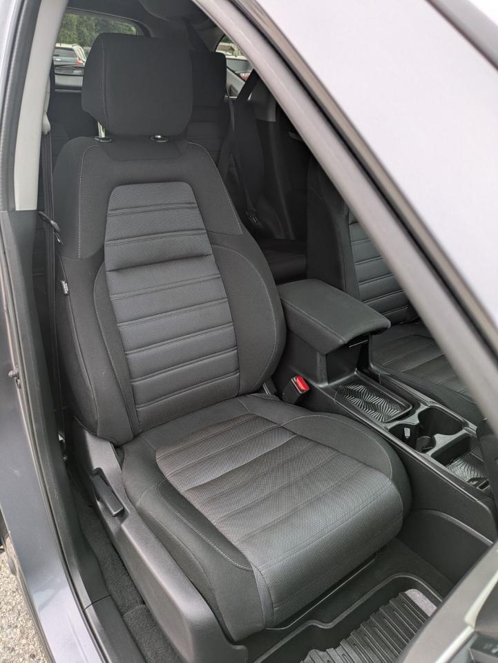 2017 Honda CR-V LX - Photo #21