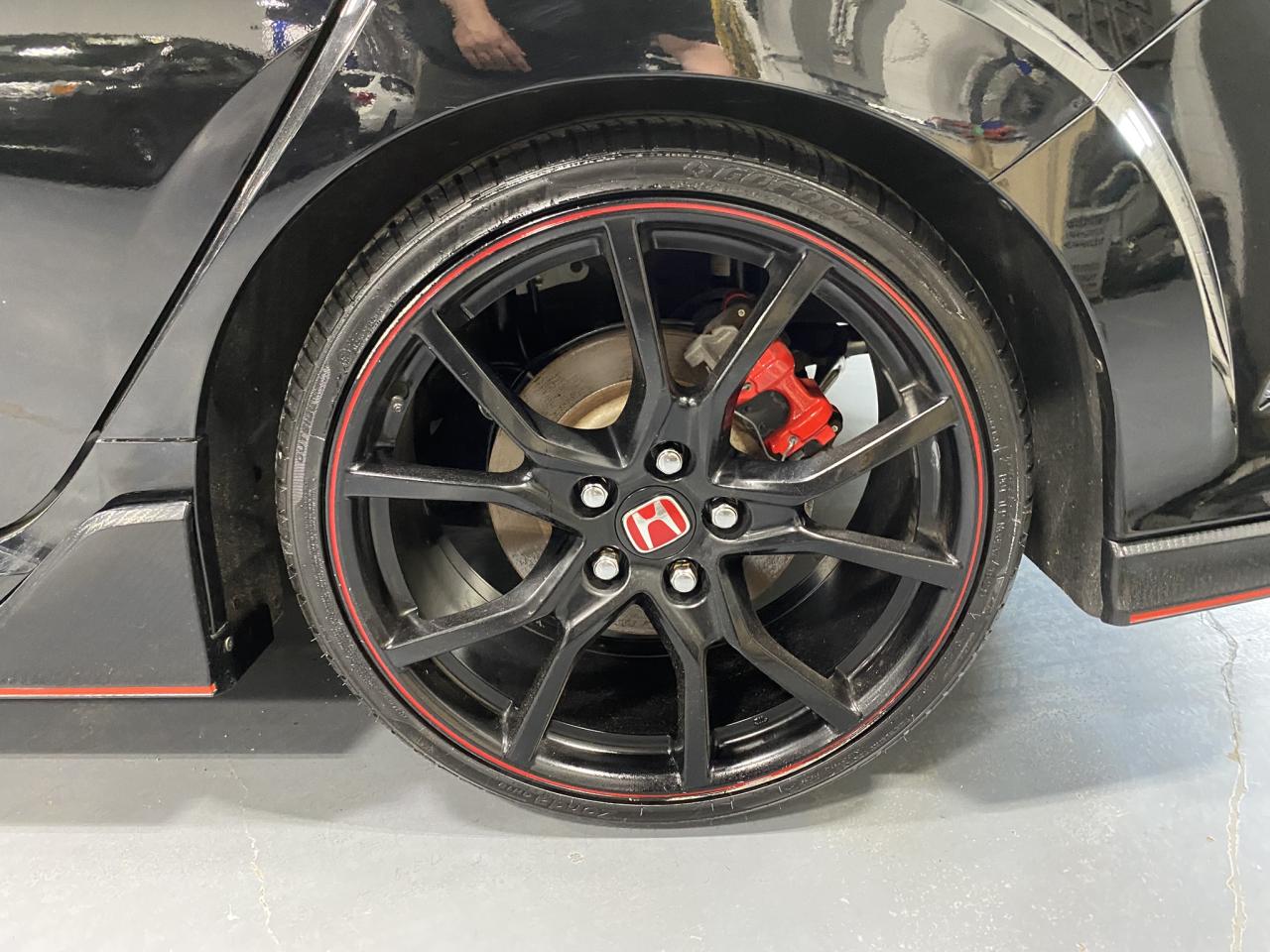 2017 Honda Civic Type R - Photo #10
