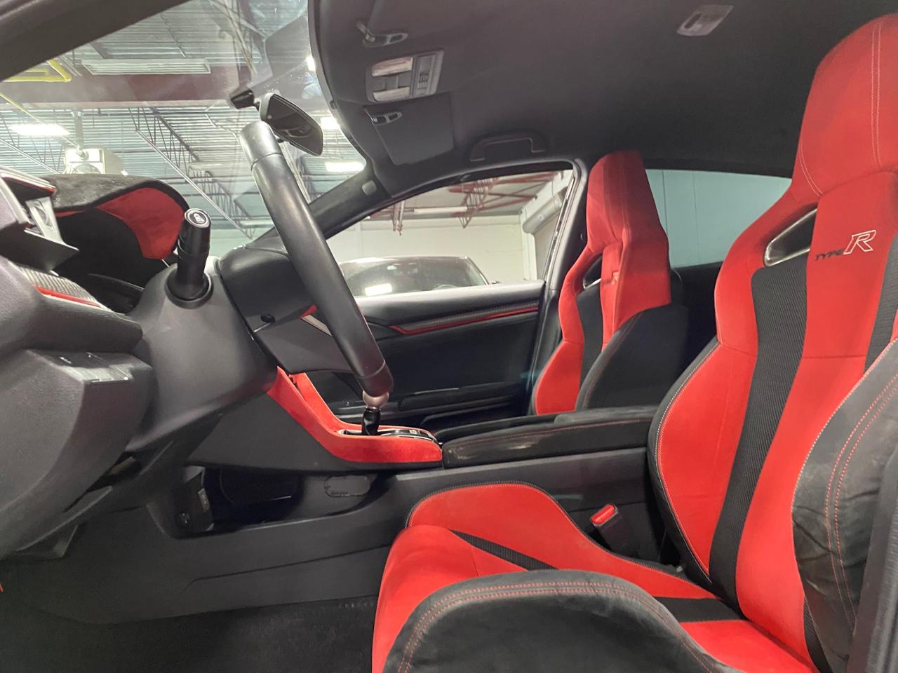 2017 Honda Civic Type R - Photo #11