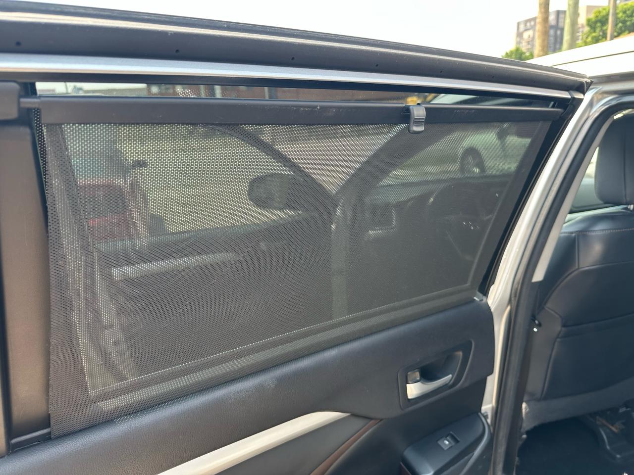 2015 Toyota Highlander Hybrid 4WD 4dr XLE - Photo #14