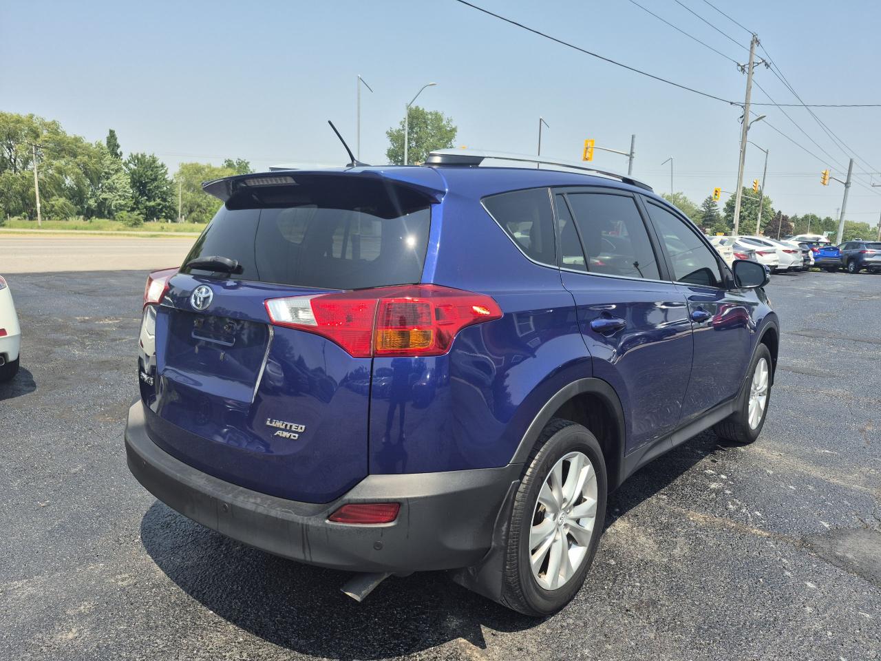 2015 Toyota RAV4 AWD LIMITED Photo27
