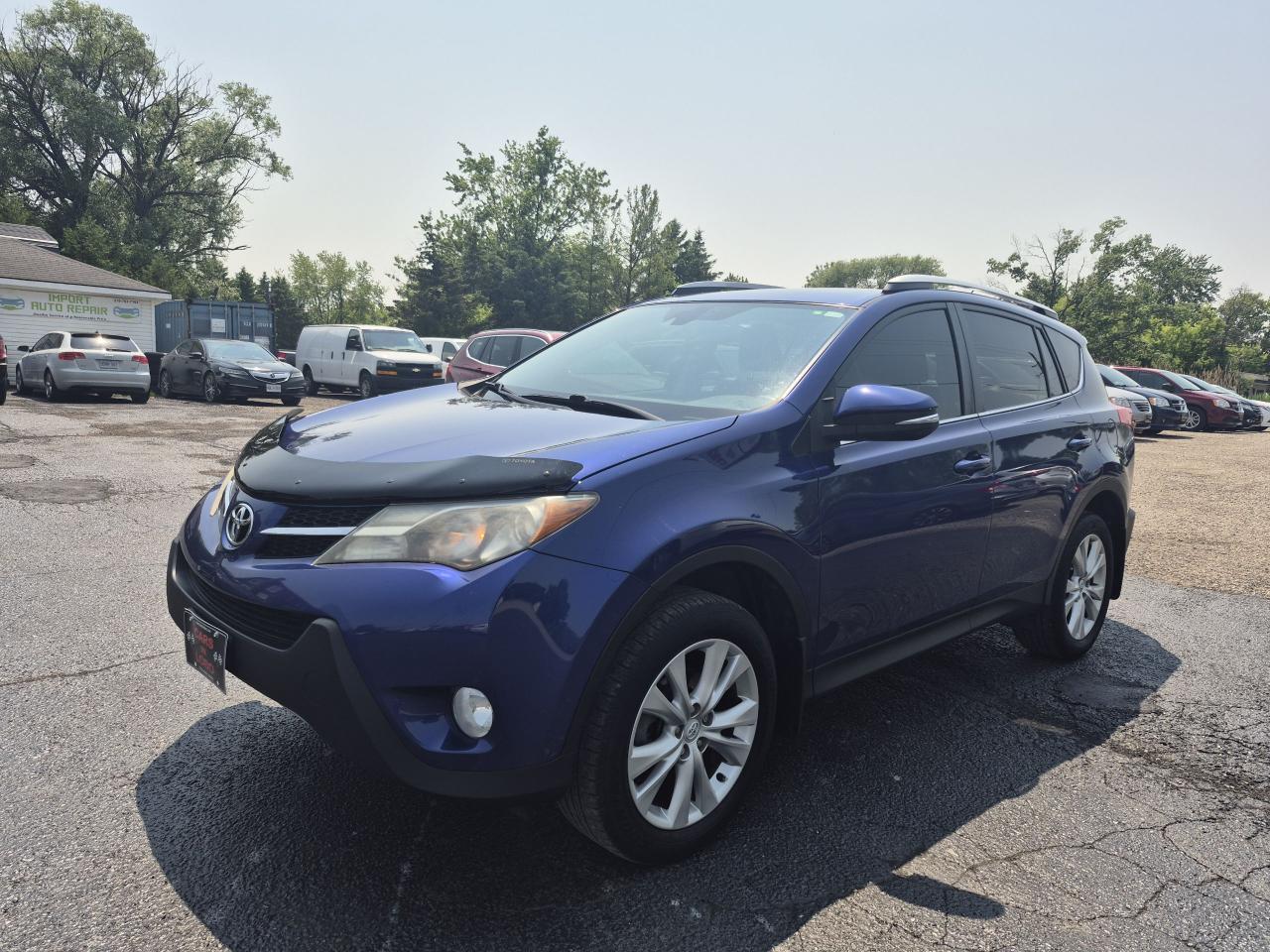 2015 Toyota RAV4 AWD LIMITED Photo31