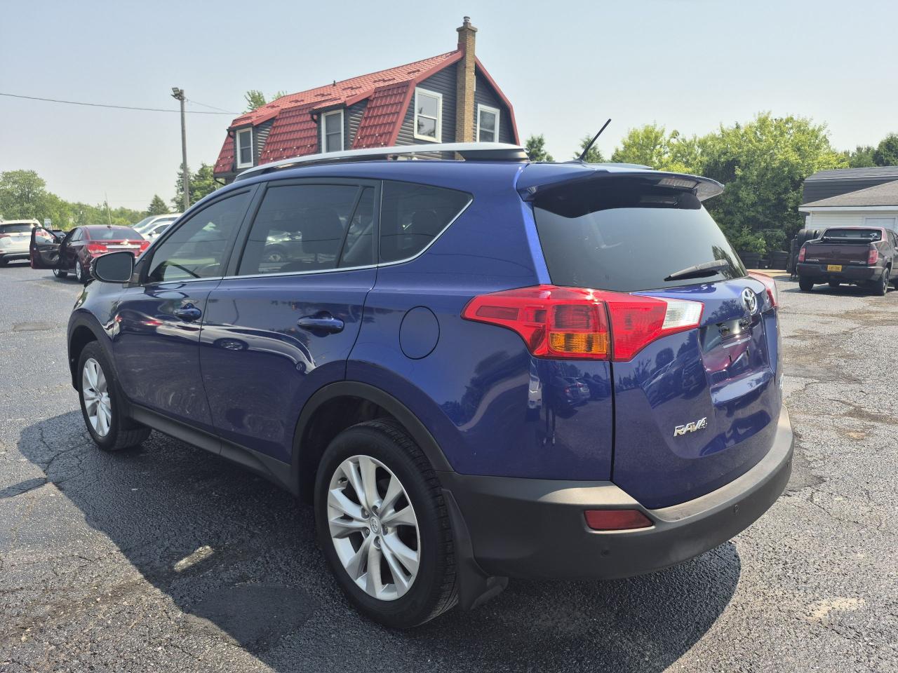 2015 Toyota RAV4 AWD LIMITED Photo29