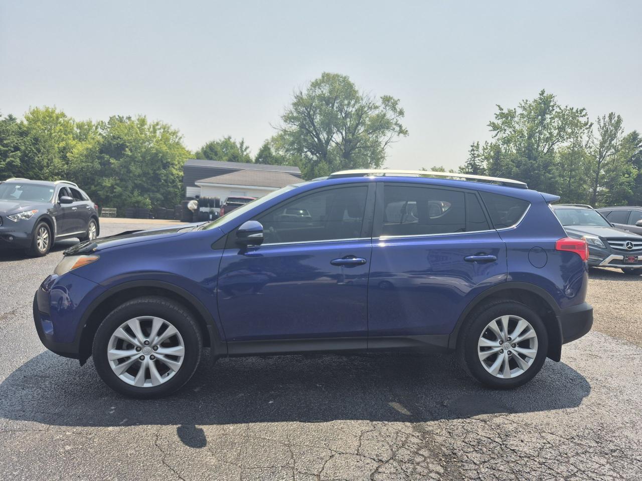 2015 Toyota RAV4 AWD LIMITED Photo30
