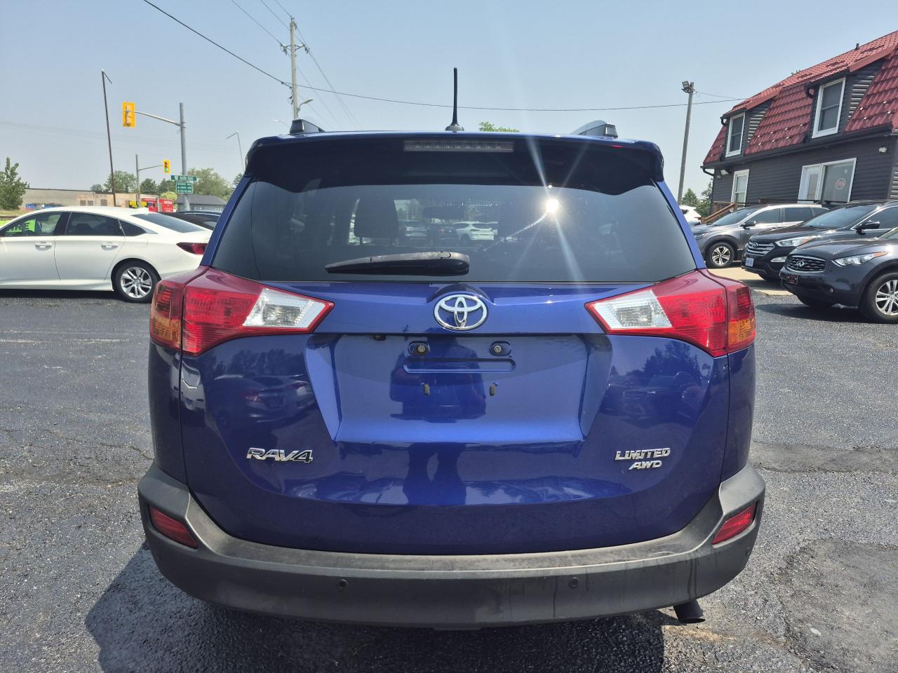 2015 Toyota RAV4 AWD LIMITED Photo28